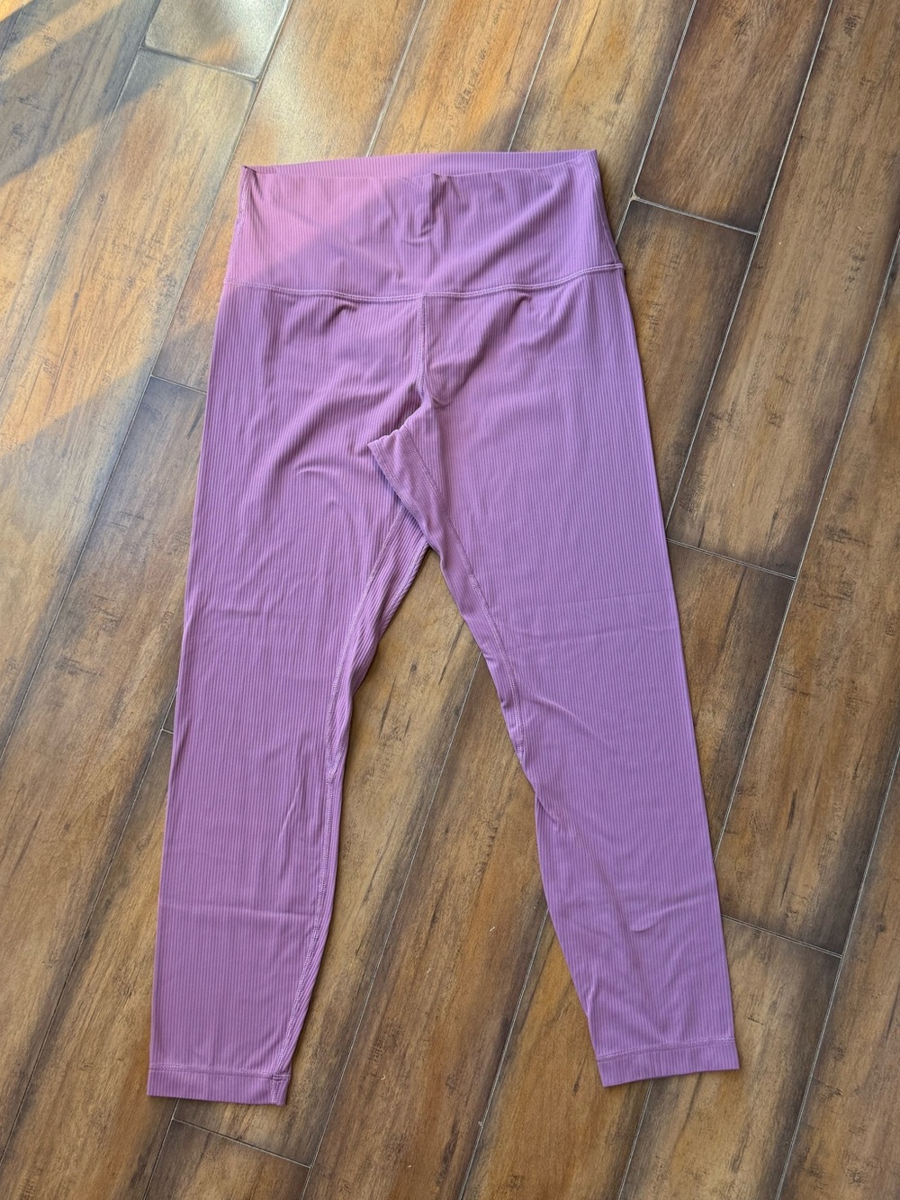 Lululemon High-Waist Leggings, Mauve Pink, Capri, Size 10, Ribbed, Yoga Waist